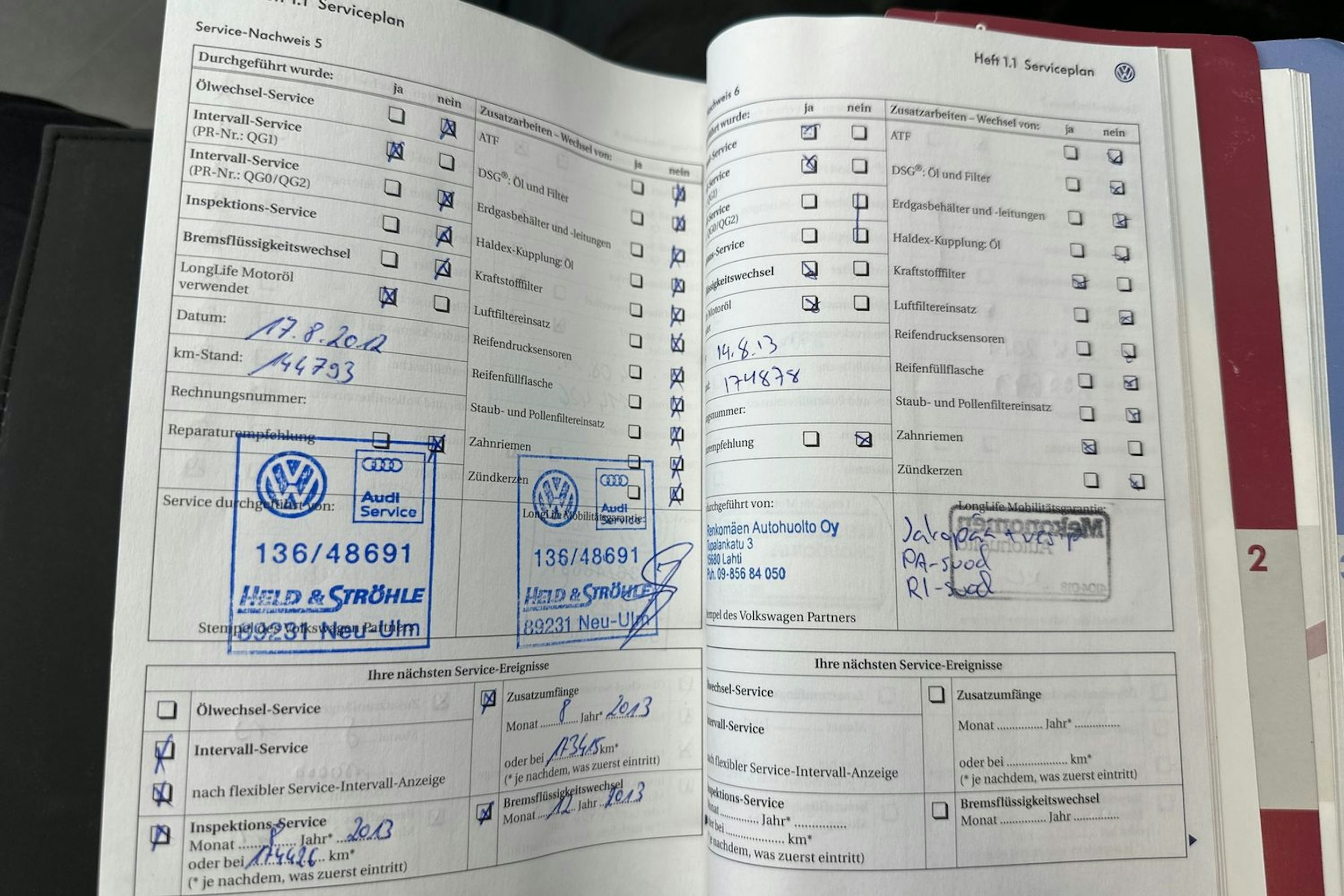 sininen Volkswagen Passat 2009 kuva 35.