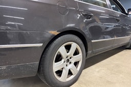 ruskea (beige) Volkswagen Passat 2009 kuva 14.