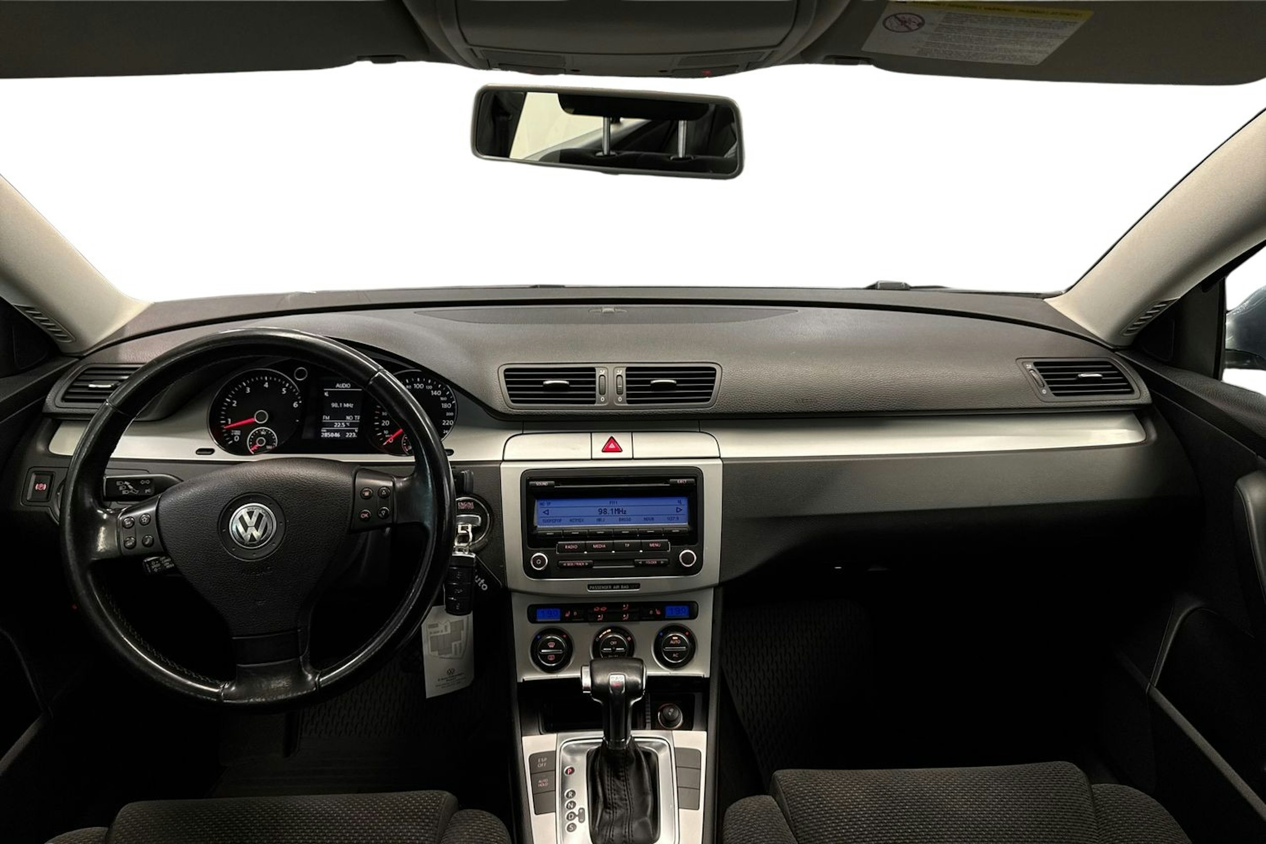 Harmaa Volkswagen PASSAT 2009 kuva 7.