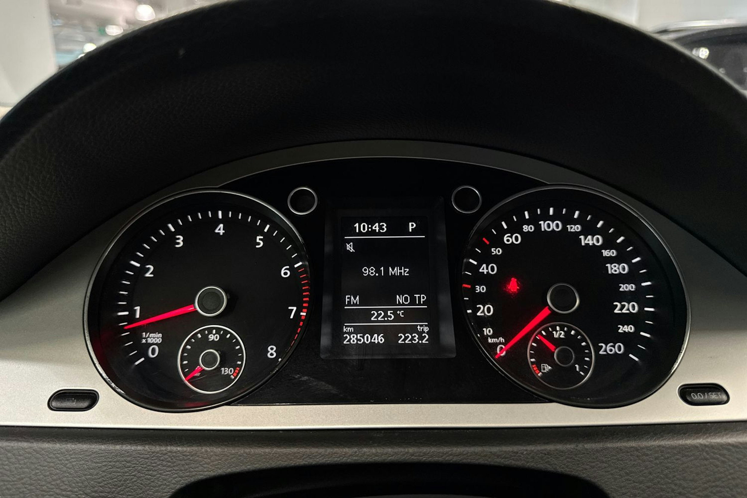 Harmaa Volkswagen PASSAT 2009 kuva 15.