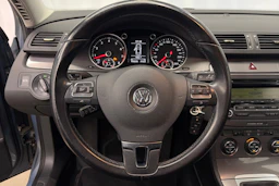 harmaa Volkswagen Passat 2009 kuva 15.