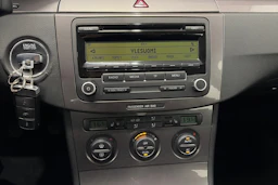 harmaa Volkswagen Passat 2009 kuva 17.
