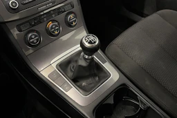 harmaa Volkswagen Passat 2009 kuva 18.