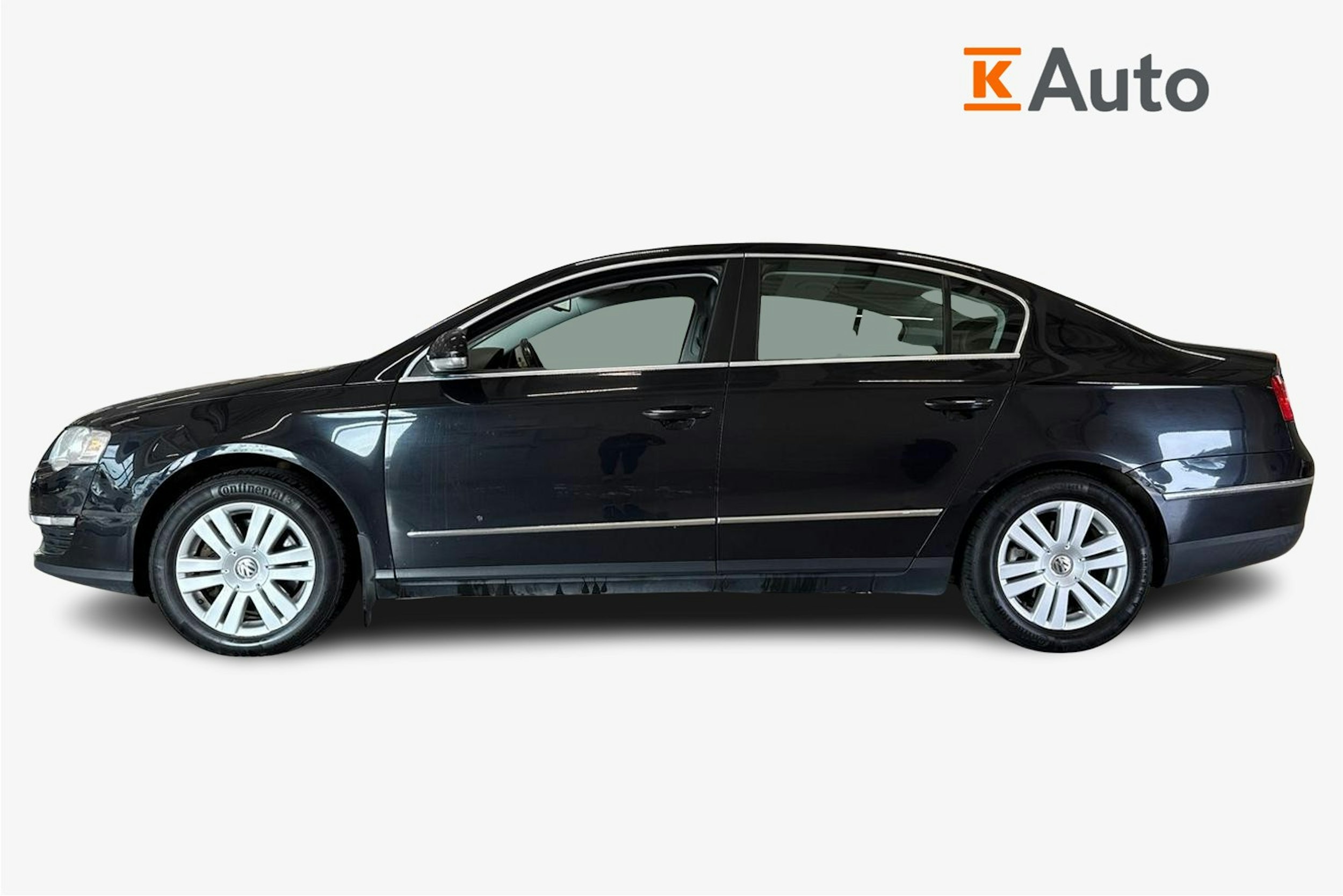musta Volkswagen Passat 2009 kuva 6.