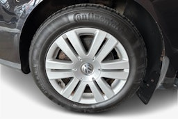 musta Volkswagen Passat 2009 kuva 11.