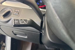 musta Volkswagen Passat 2009 kuva 18.