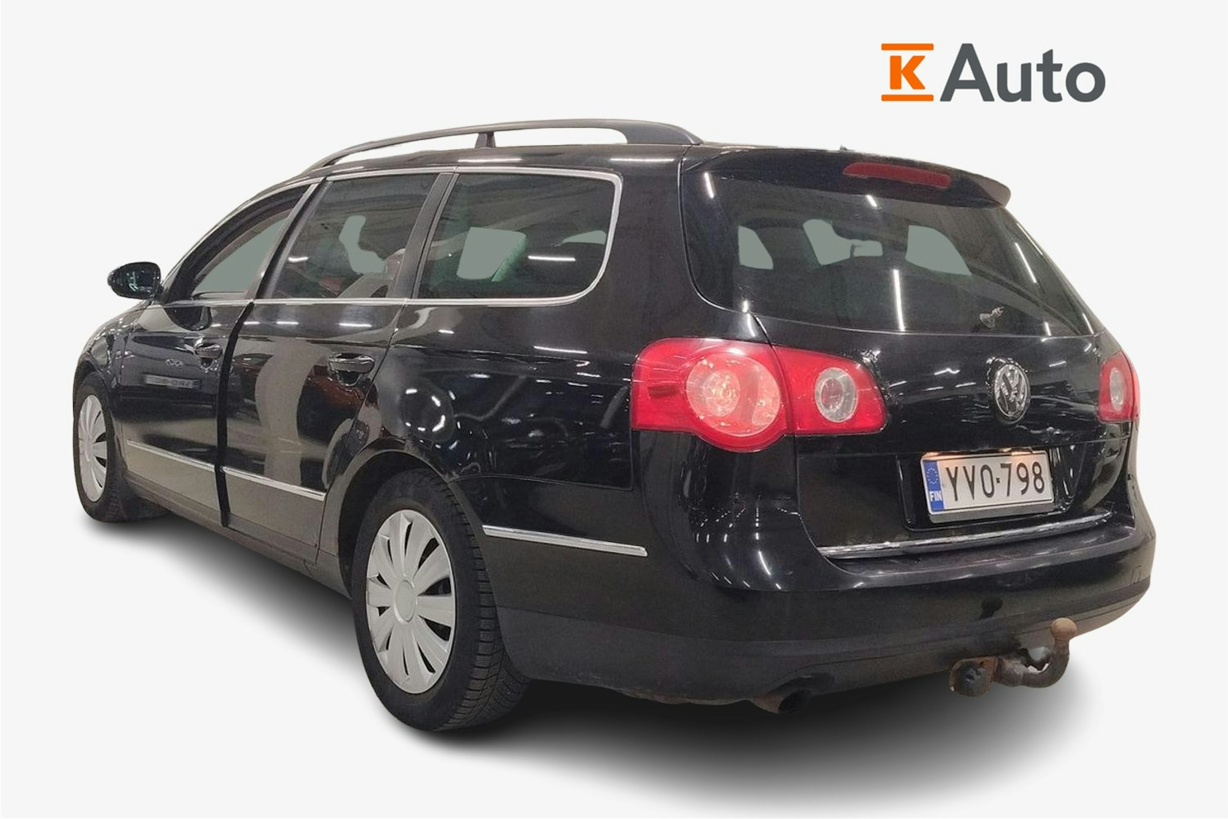 musta Volkswagen Passat 2009 kuva 2.