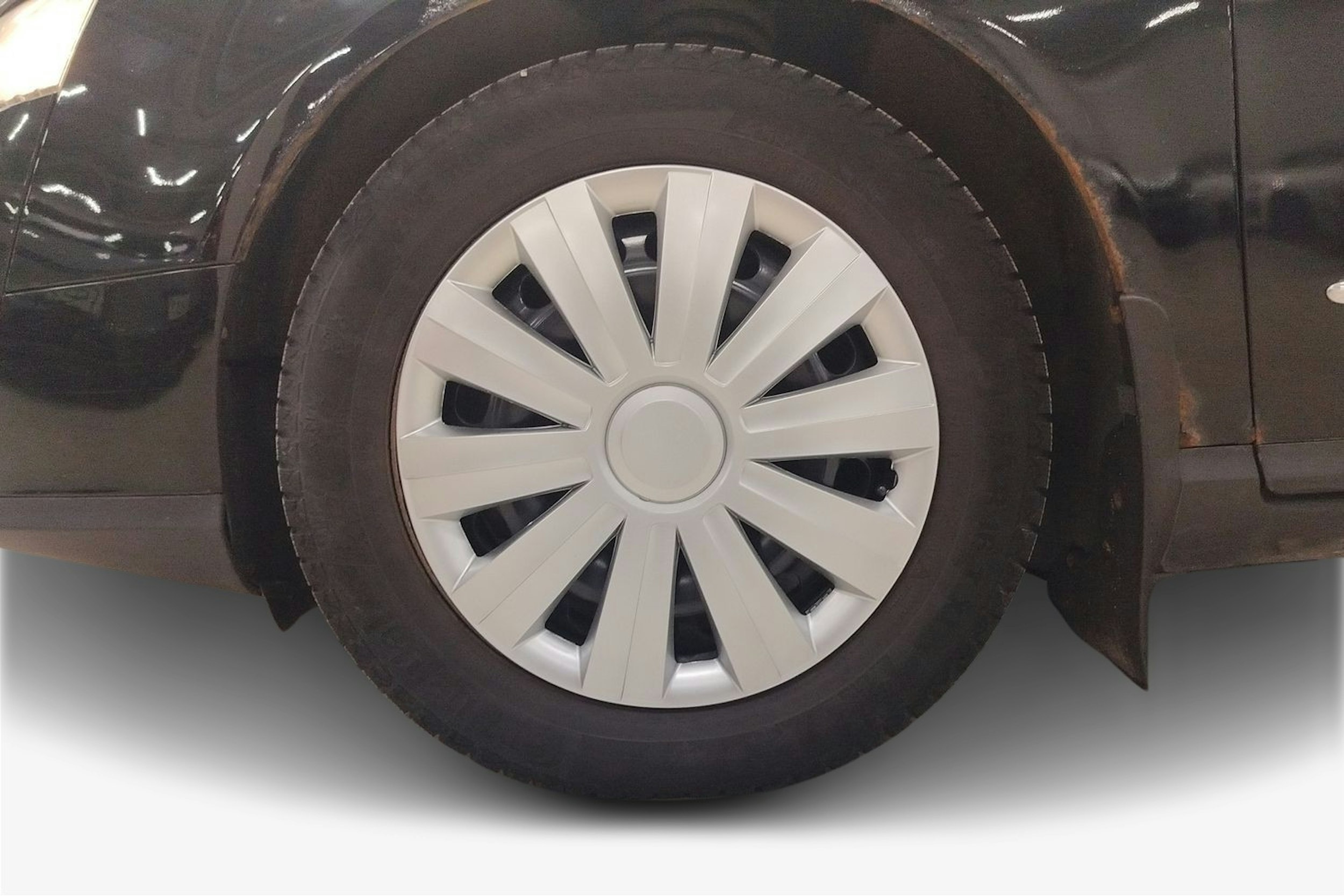 musta Volkswagen Passat 2009 kuva 11.