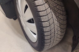 musta Volkswagen Passat 2009 kuva 13.