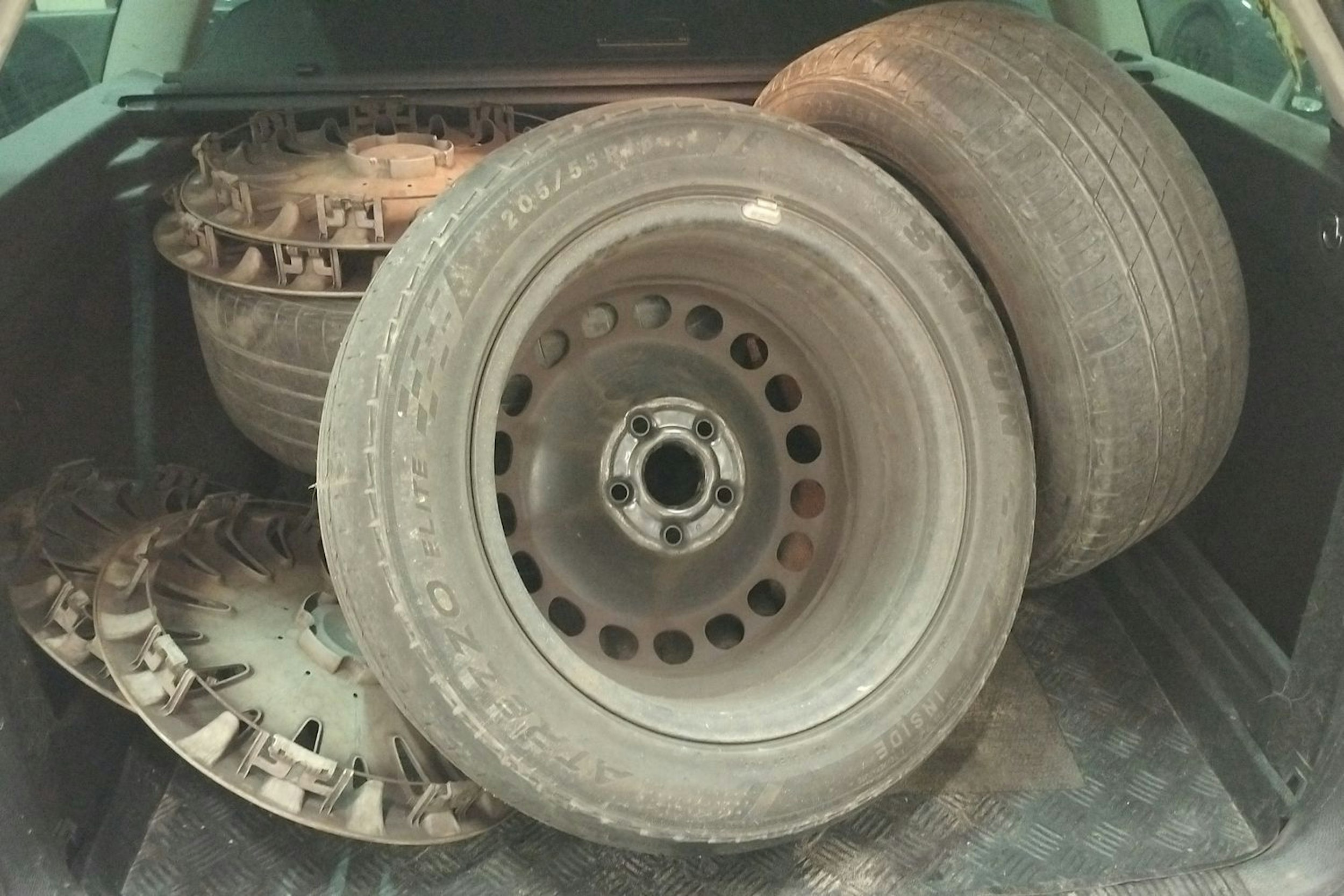 musta Volkswagen Passat 2009 kuva 15.