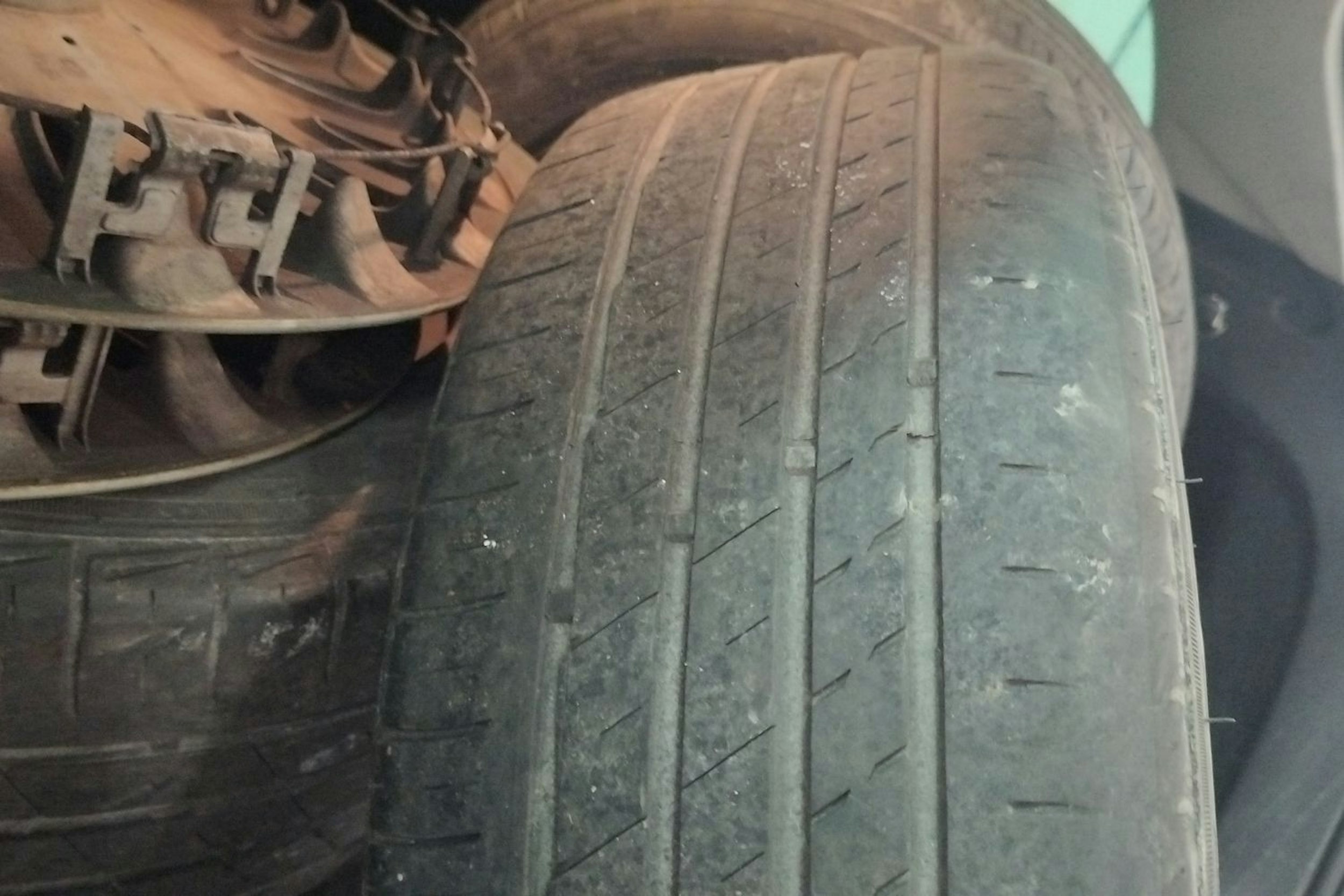 musta Volkswagen Passat 2009 kuva 16.