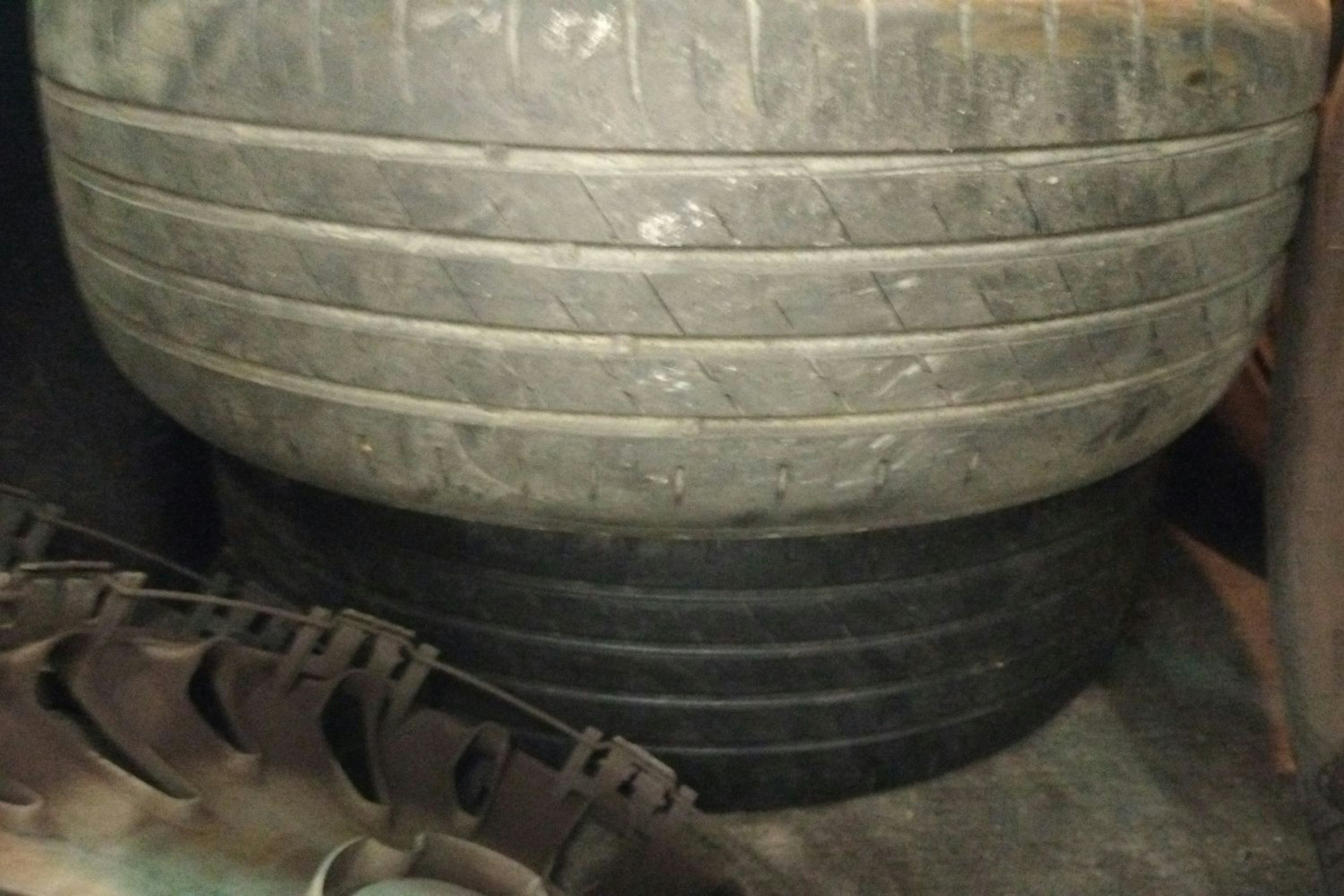 musta Volkswagen Passat 2009 kuva 18.