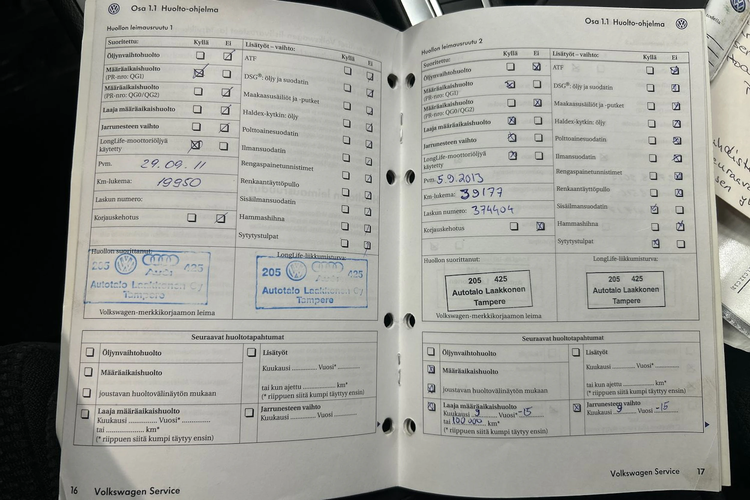 musta Volkswagen Passat 2009 kuva 24.