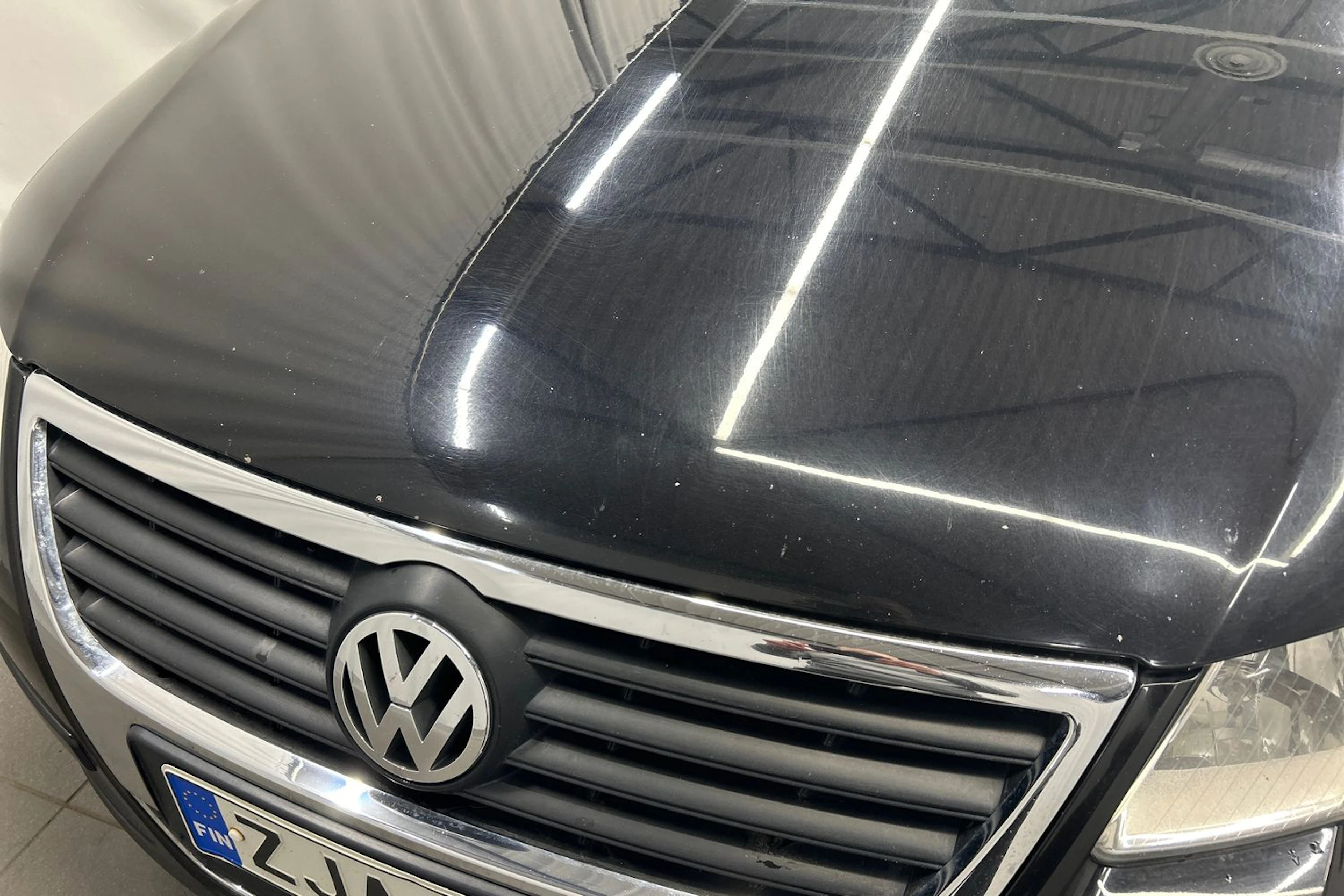 musta Volkswagen Passat 2009 kuva 32.