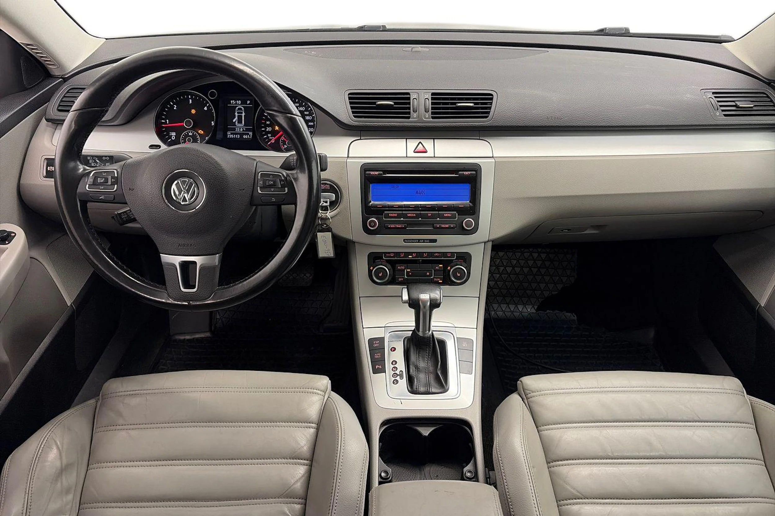 Harmaa Volkswagen PASSAT 2010 kuva 7.