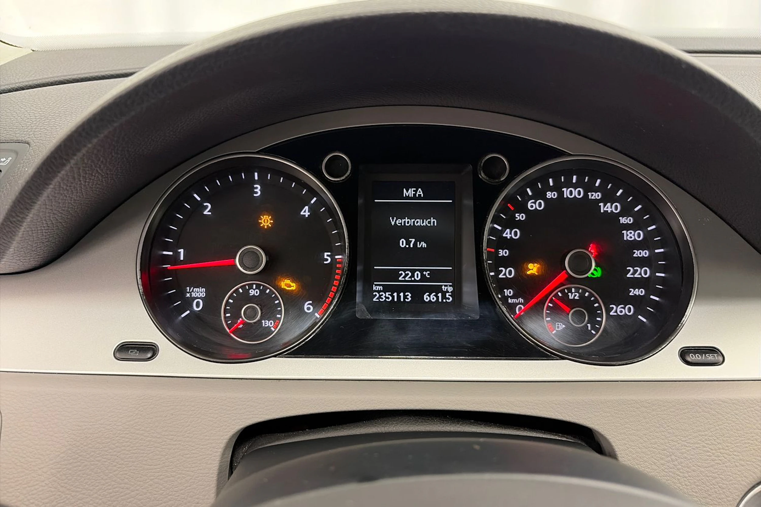 Harmaa Volkswagen PASSAT 2010 kuva 14.