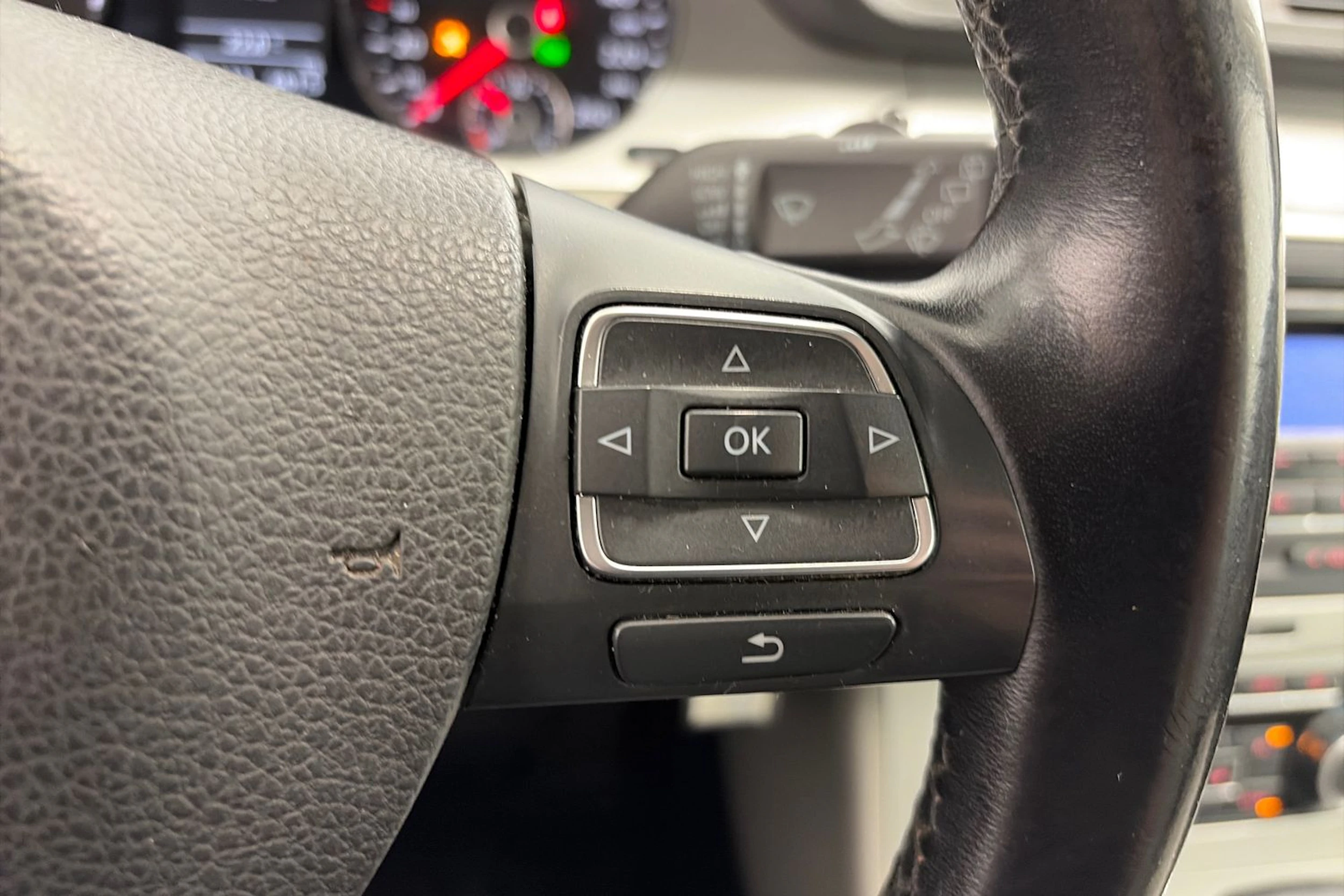 Harmaa Volkswagen PASSAT 2010 kuva 16.