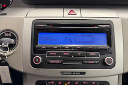 Harmaa Volkswagen PASSAT 2010 kuva 19.