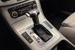 Harmaa Volkswagen PASSAT 2010 kuva 21.