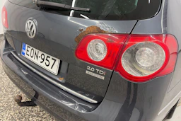 Harmaa Volkswagen PASSAT 2010 kuva 34.