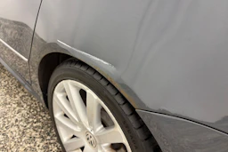 Harmaa Volkswagen PASSAT 2010 kuva 38.