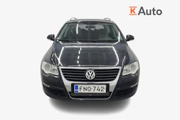 musta Volkswagen Passat 2010 kuva 4.