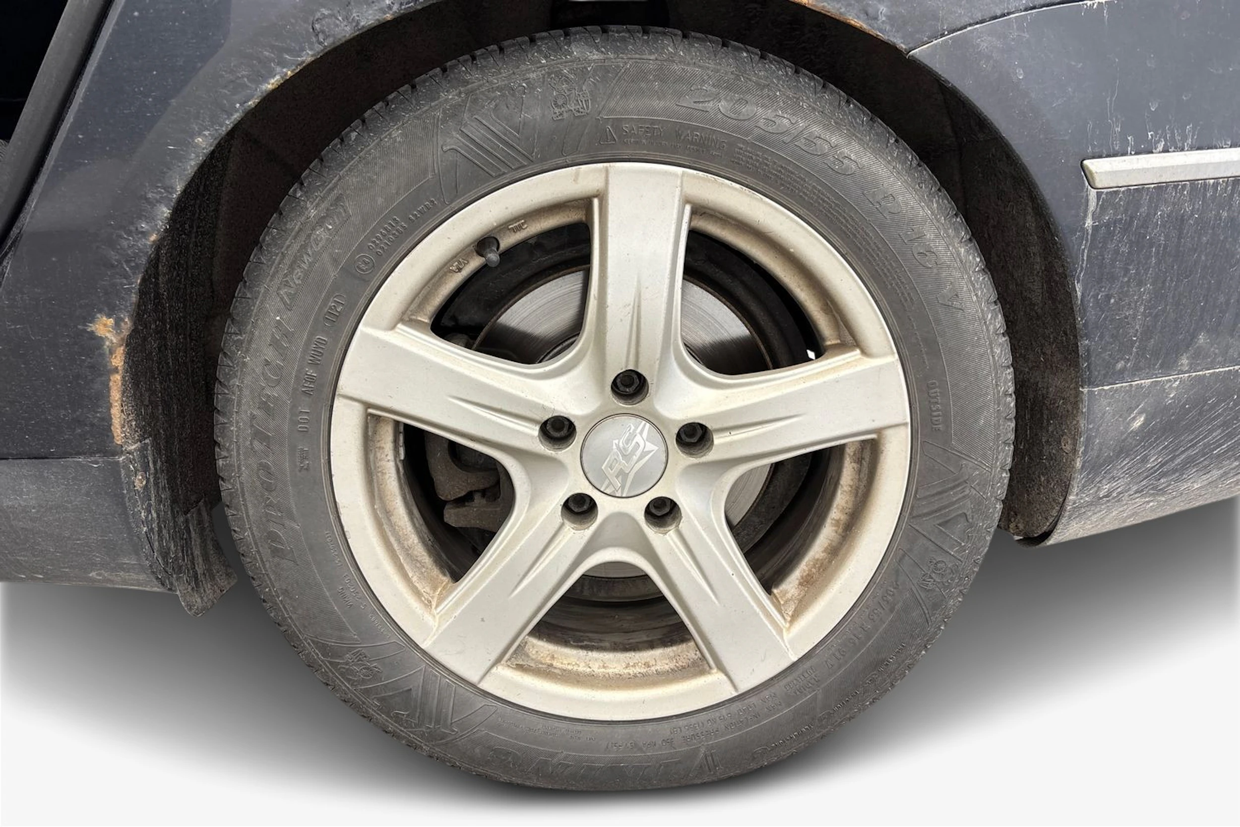 musta Volkswagen Passat 2010 kuva 9.