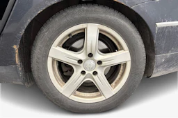 musta Volkswagen Passat 2010 kuva 9.