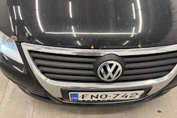 musta Volkswagen Passat 2010 kuva 15.