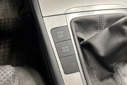 musta Volkswagen Passat 2010 kuva 26.