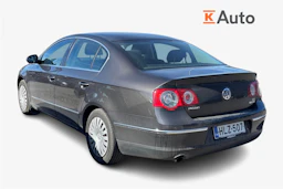 ruskea (beige) Volkswagen Passat 2010 kuva 2.
