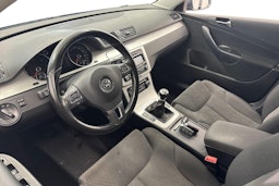 Harmaa Volkswagen PASSAT 2010 kuva 6.