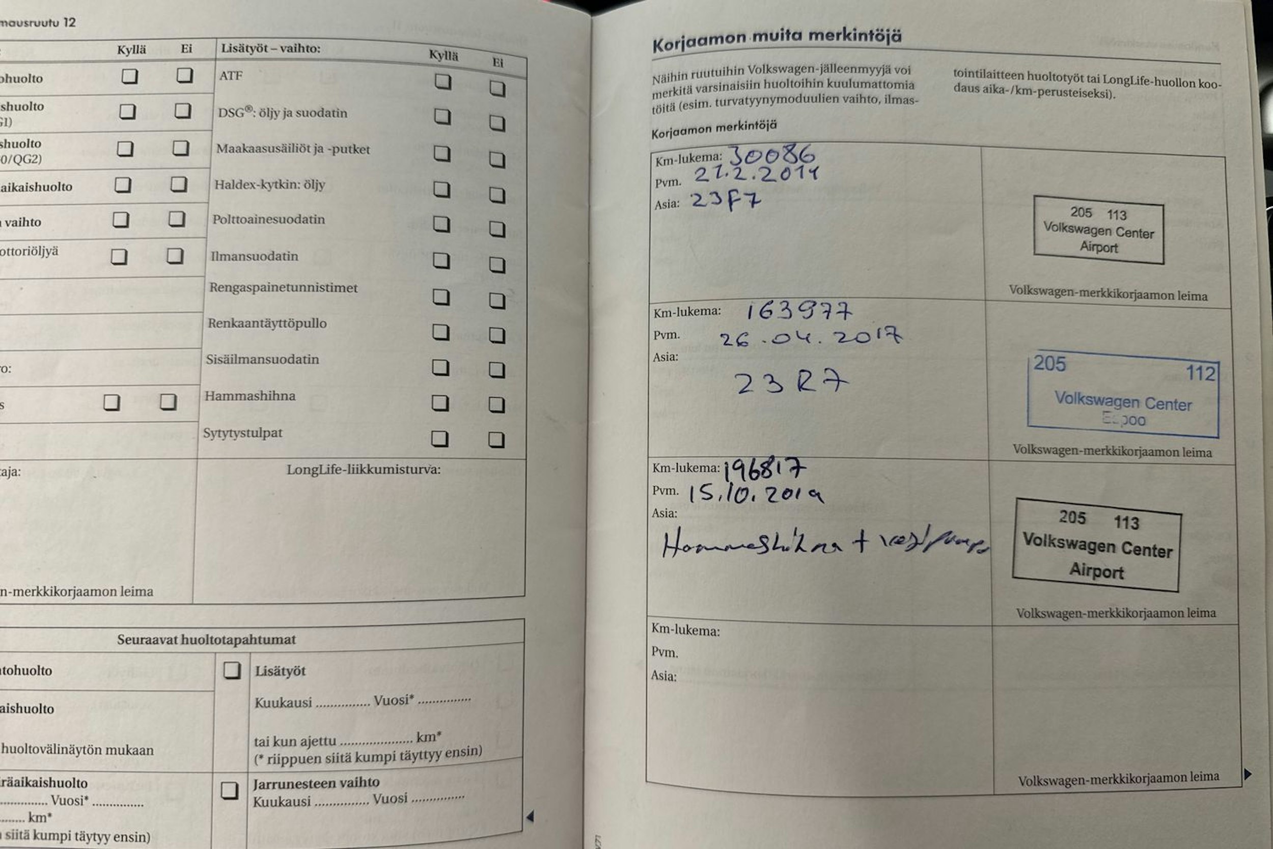 Harmaa Volkswagen PASSAT 2010 kuva 22.