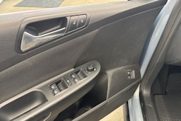 Harmaa Volkswagen PASSAT 2010 kuva 31.