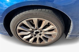 sininen Volkswagen Passat 2010 kuva 11.