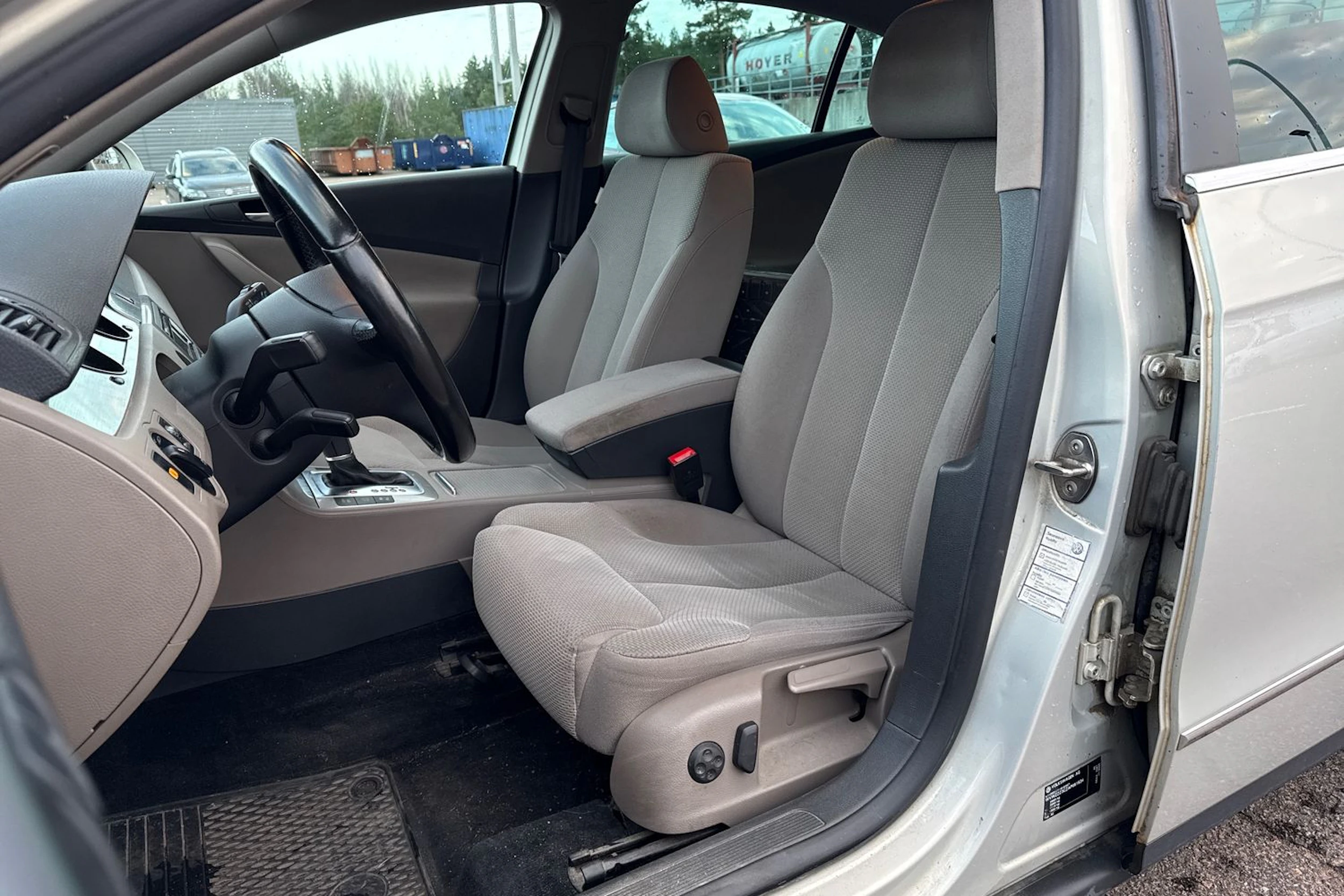 hopea Volkswagen Passat 2010 kuva 15.