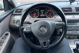 hopea Volkswagen Passat 2010 kuva 16.
