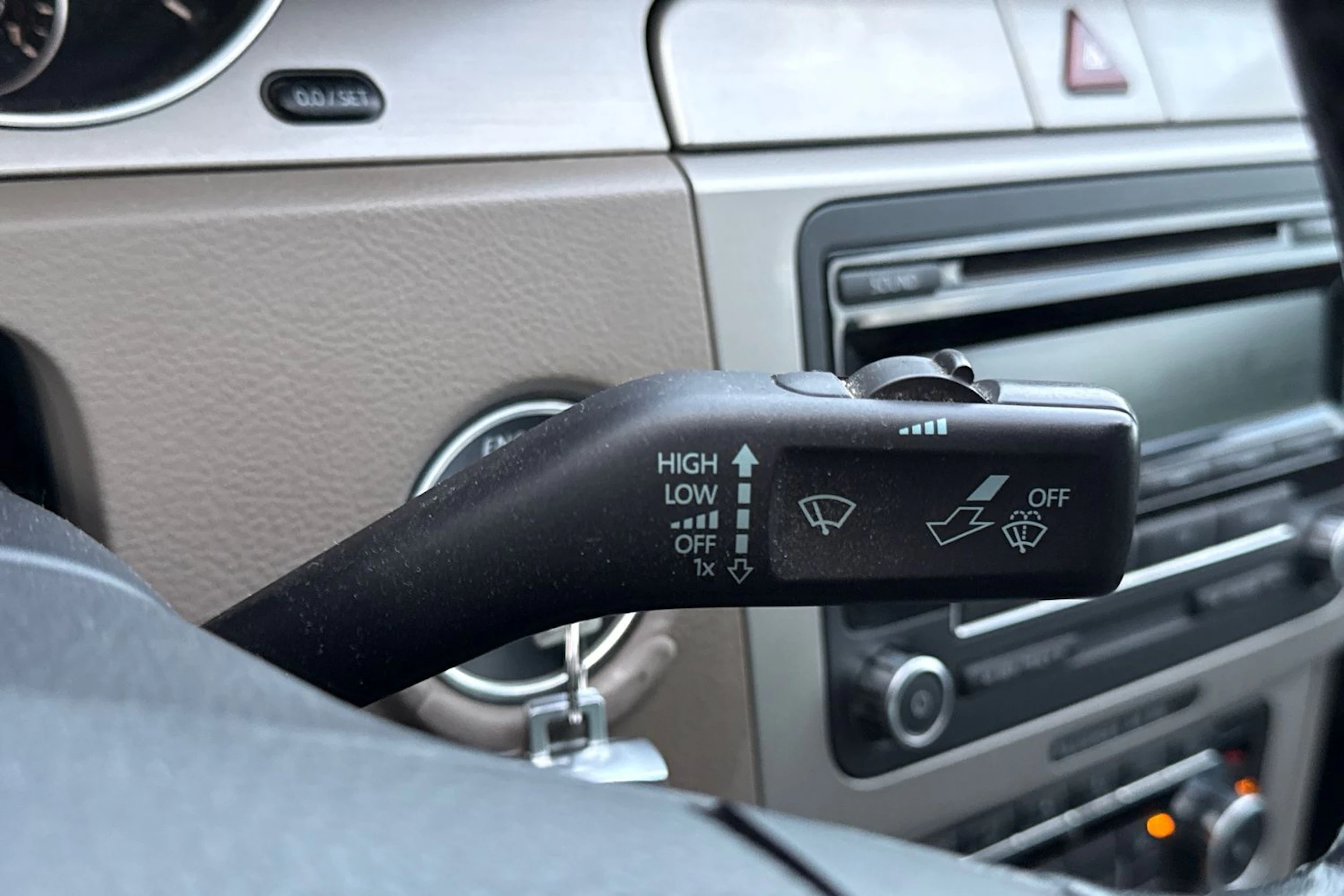 hopea Volkswagen Passat 2010 kuva 20.