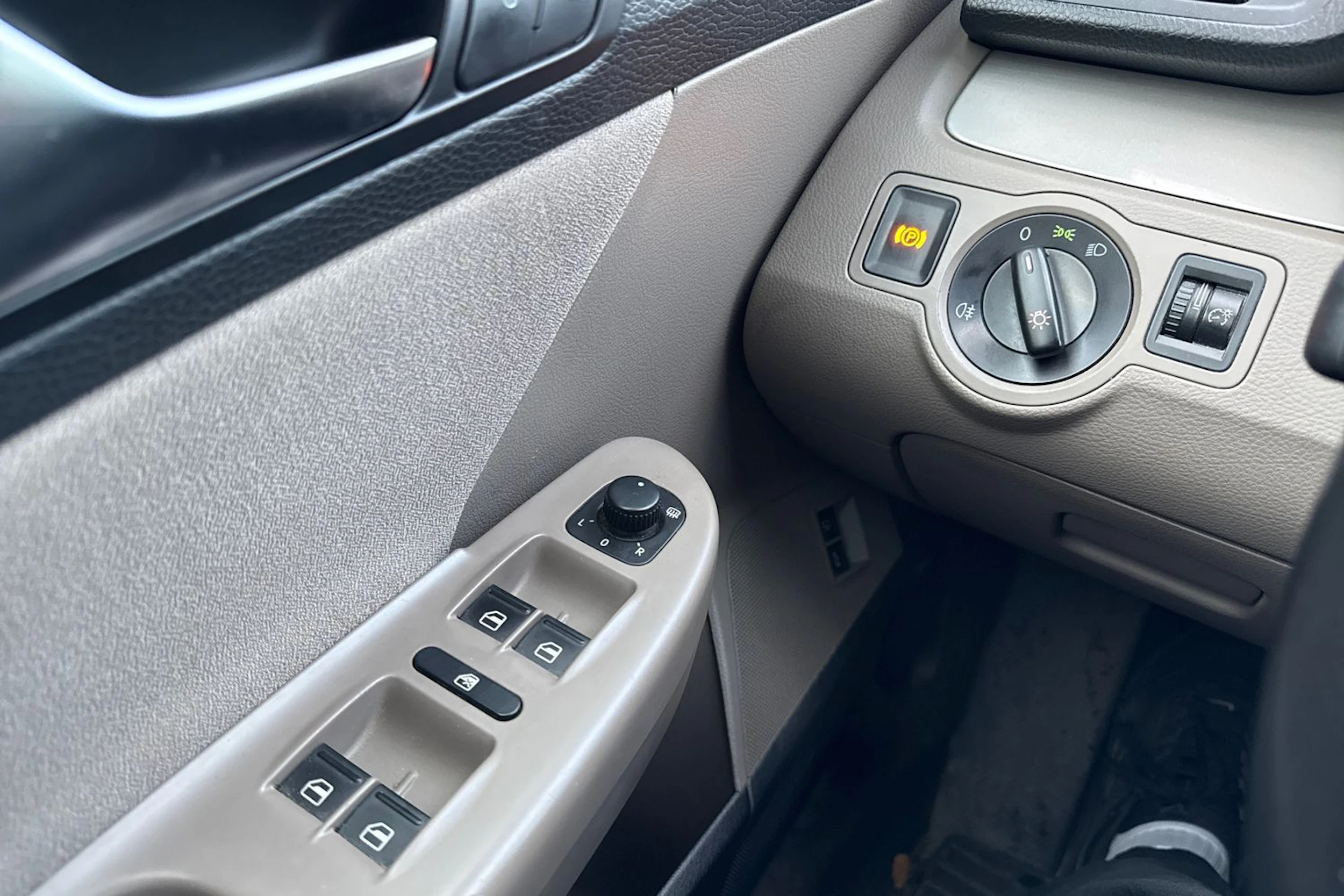 hopea Volkswagen Passat 2010 kuva 22.