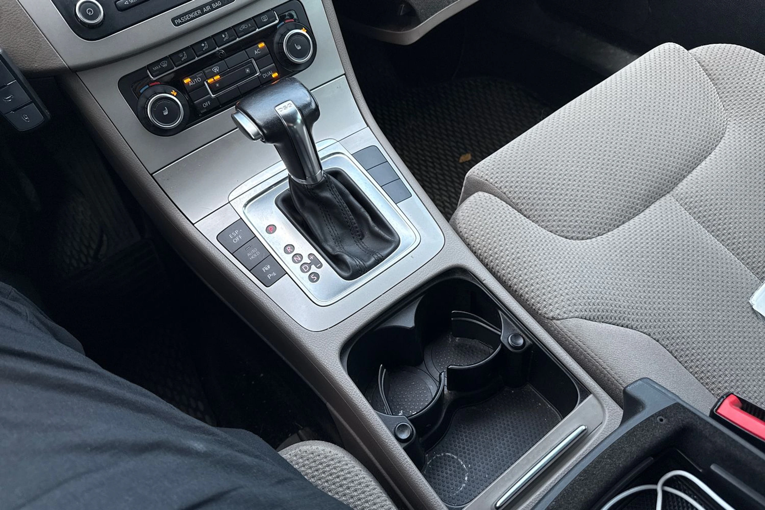 hopea Volkswagen Passat 2010 kuva 26.