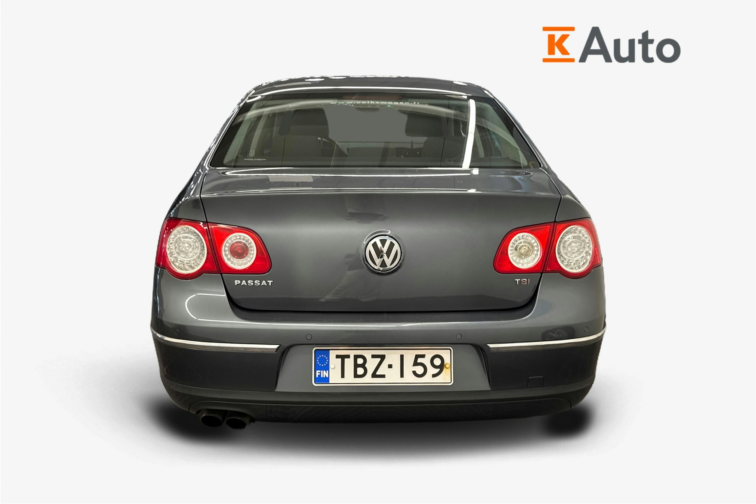 harmaa Volkswagen Passat 2010 kuva 3.