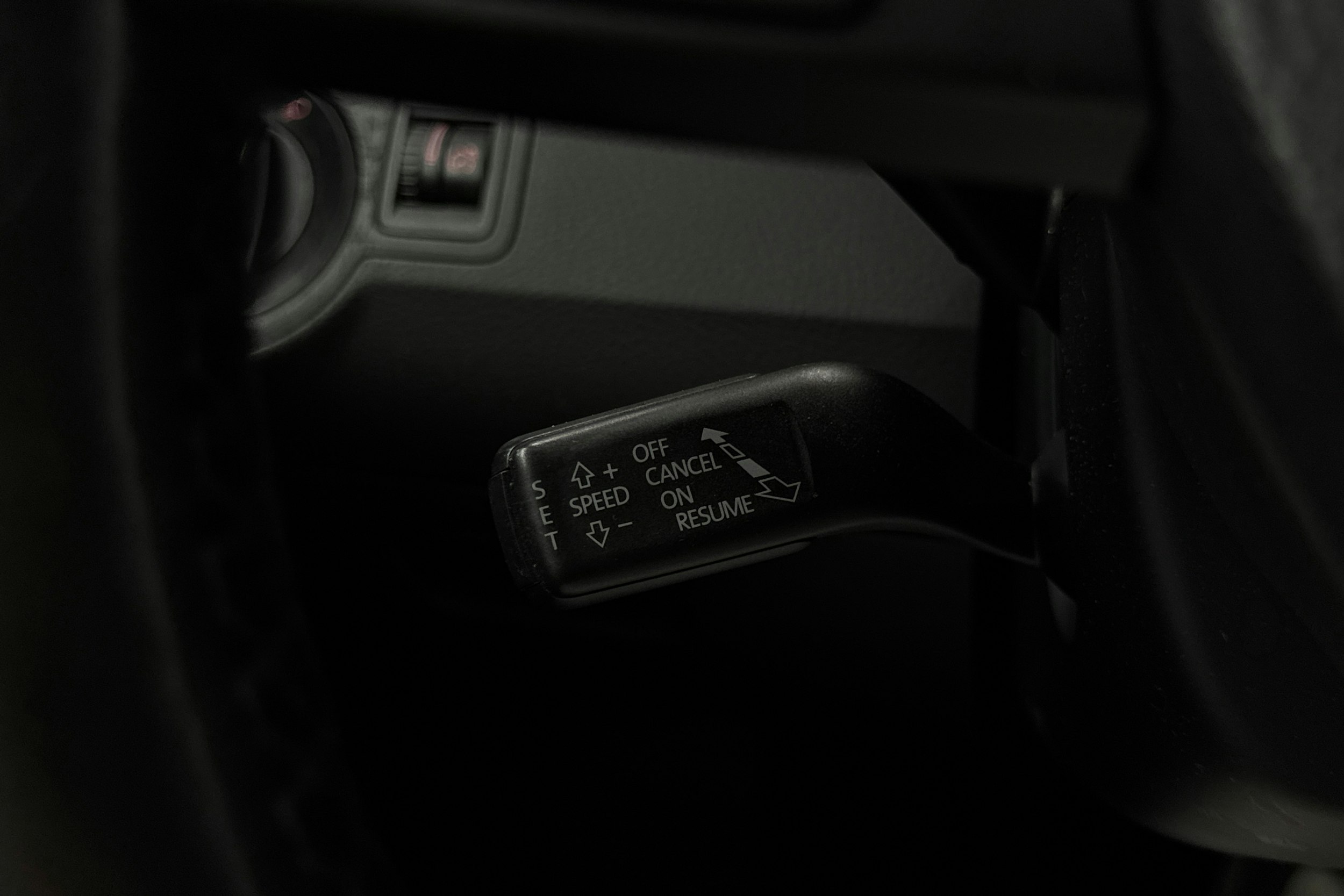 harmaa Volkswagen Passat 2010 kuva 17.