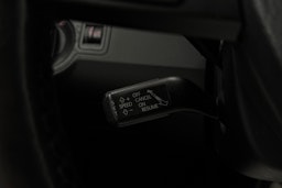 harmaa Volkswagen Passat 2010 kuva 17.