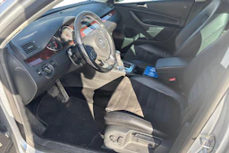 harmaa Volkswagen Passat 2010 kuva 3.