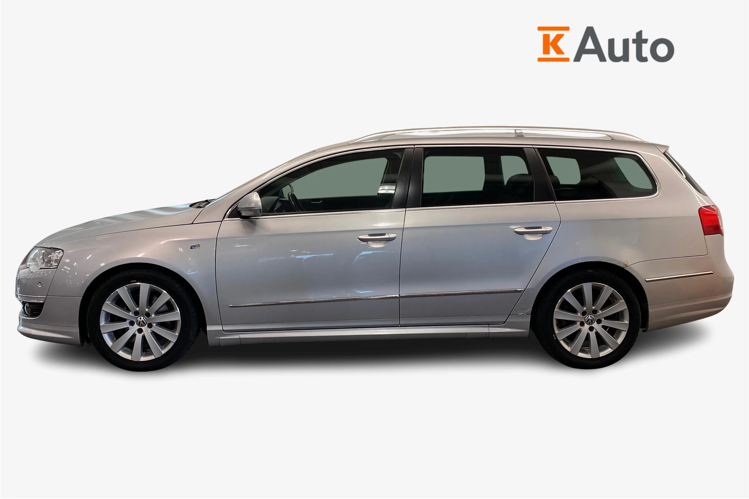 harmaa Volkswagen Passat 2010 kuva 5.
