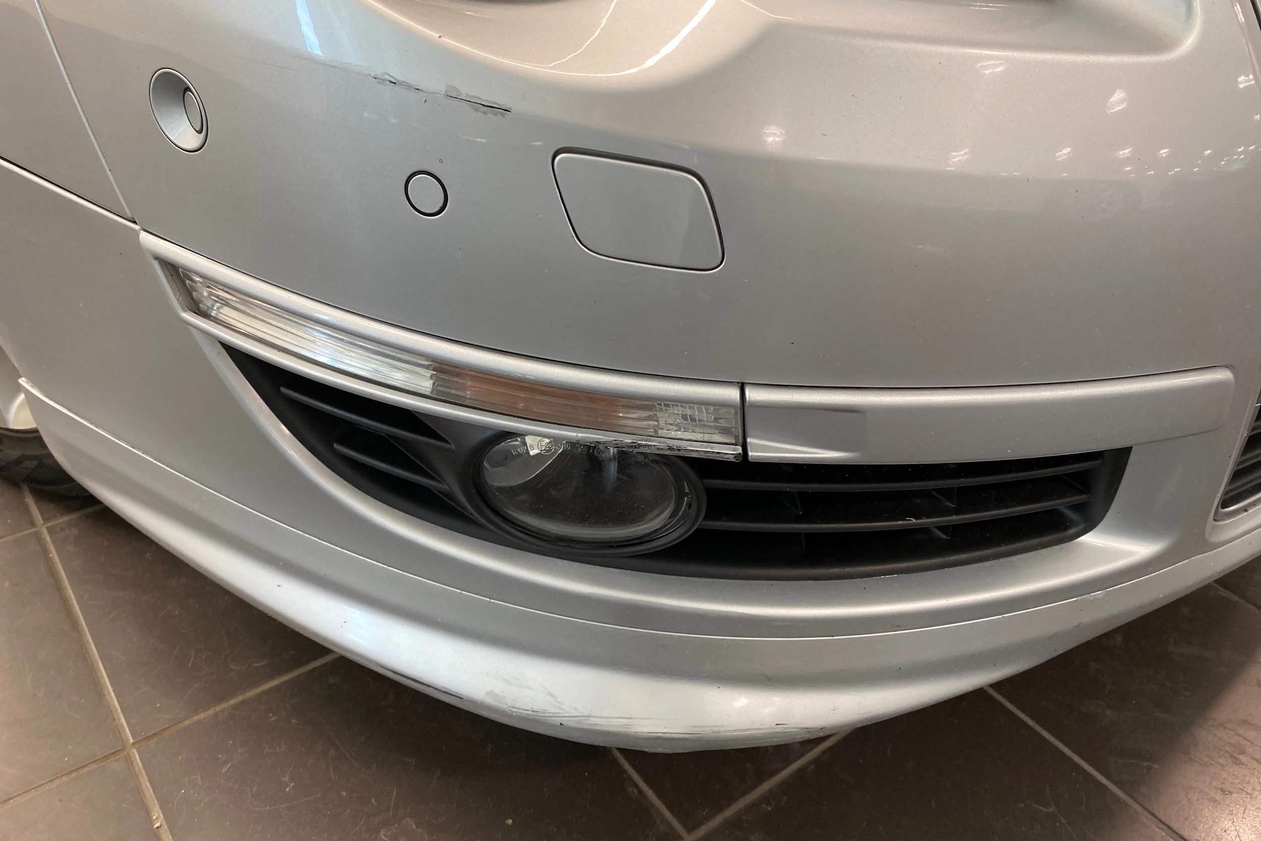 harmaa Volkswagen Passat 2010 kuva 31.