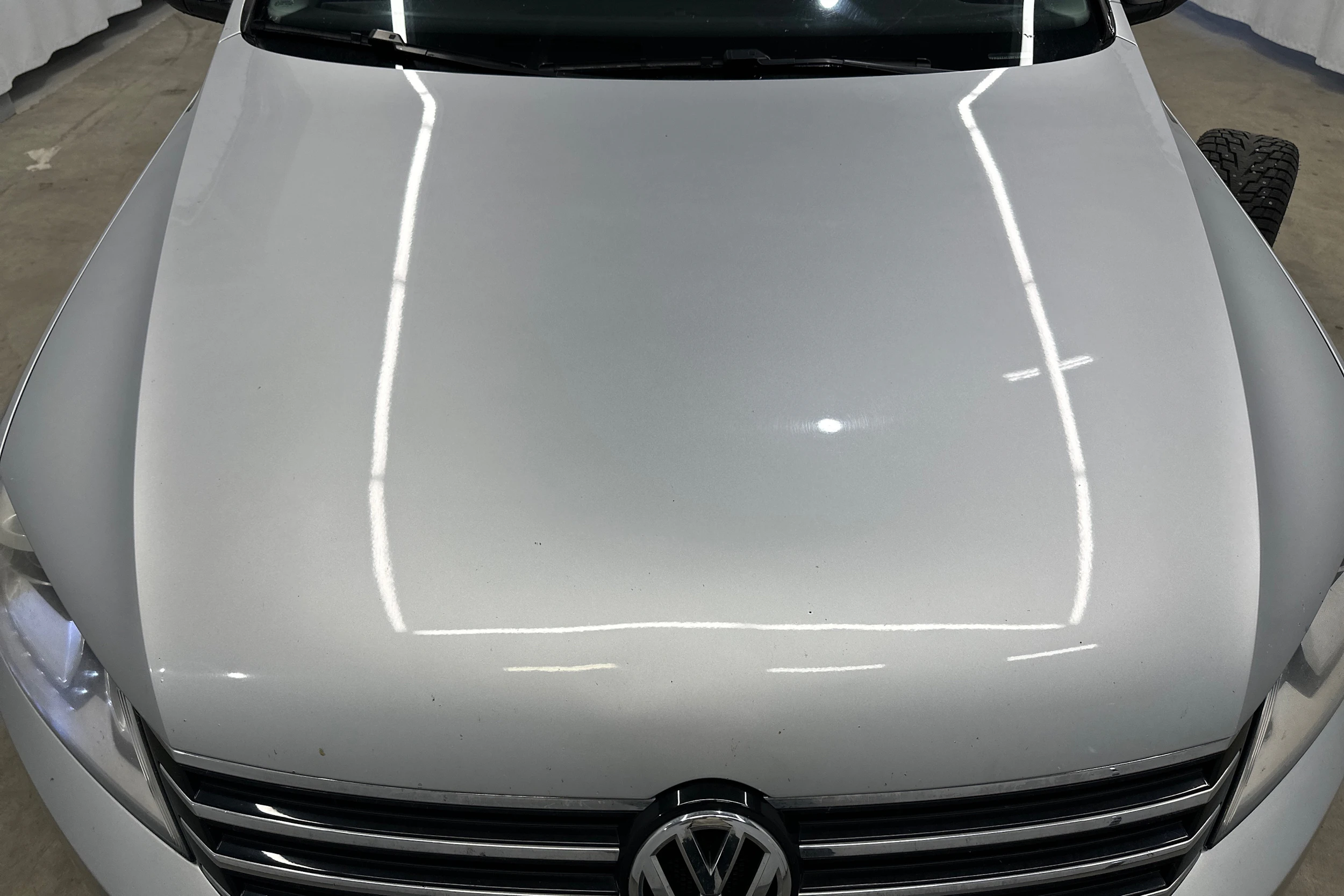 harmaa Volkswagen Passat 2011 kuva 25.