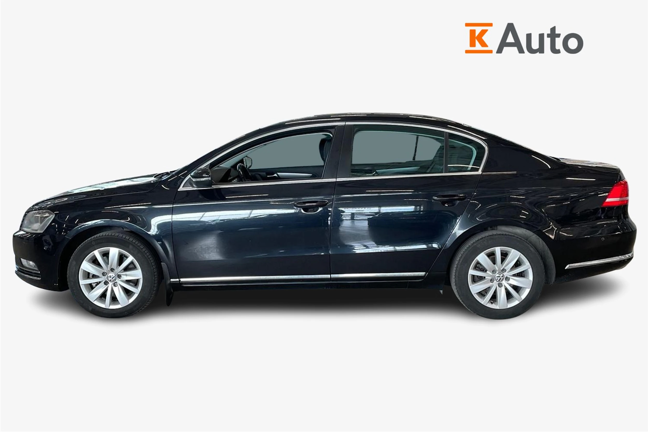 musta Volkswagen Passat 2012 kuva 7.
