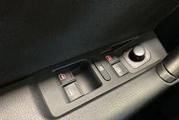 musta Volkswagen Passat 2012 kuva 29.