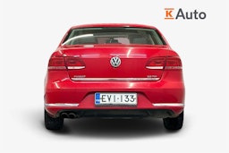 punainen Volkswagen Passat 2011 kuva 5.
